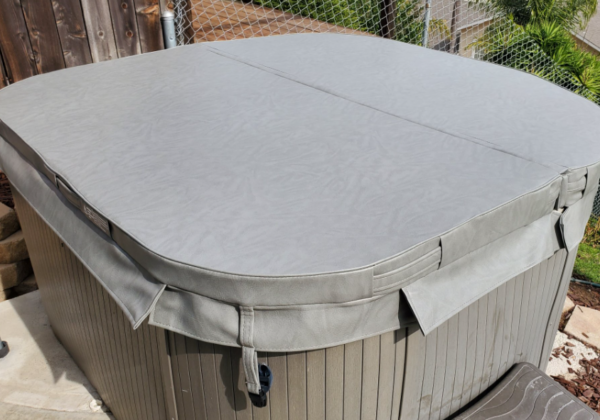 Square Hot Tub Cover Replacement - Signs, Options, and Professional Installation