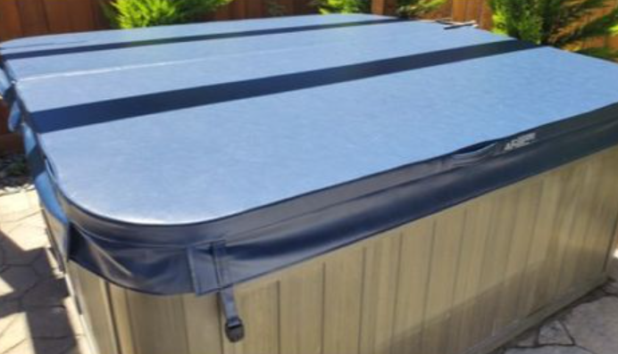 Is a Heavy Duty Spa Cover the Best Choice for Extreme Weather Conditions?